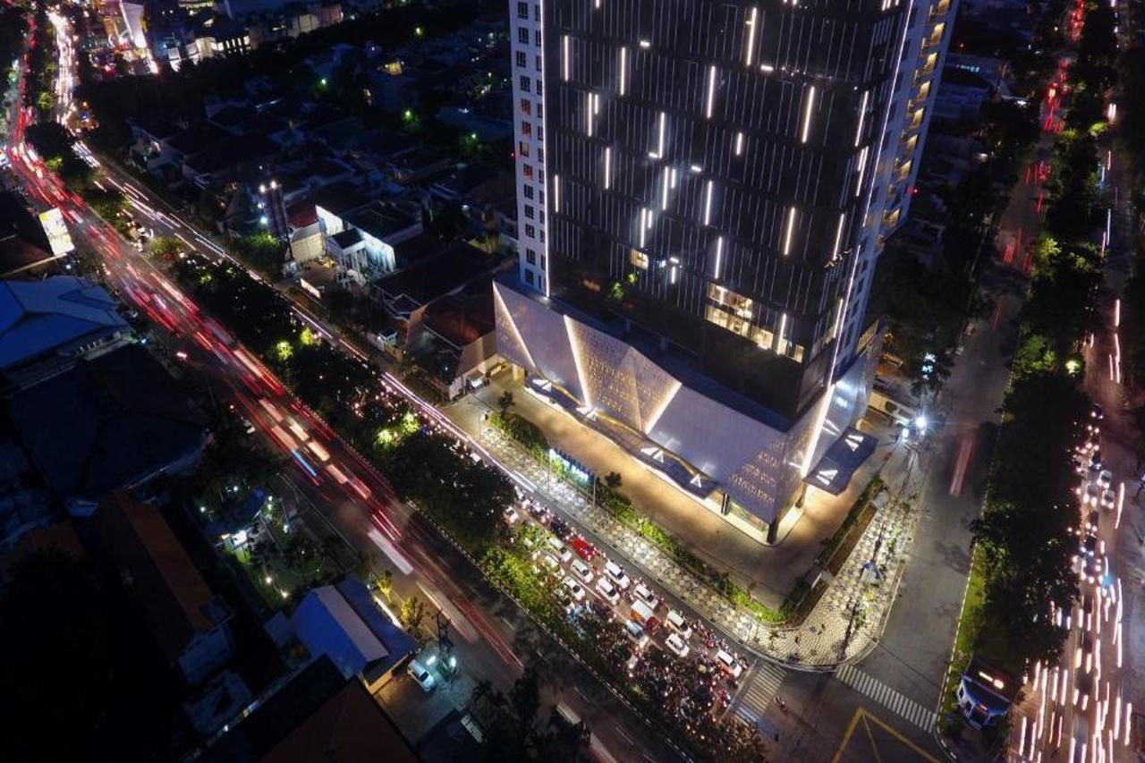Oakwood Hotel & Residence Surabaya Exteriör bild