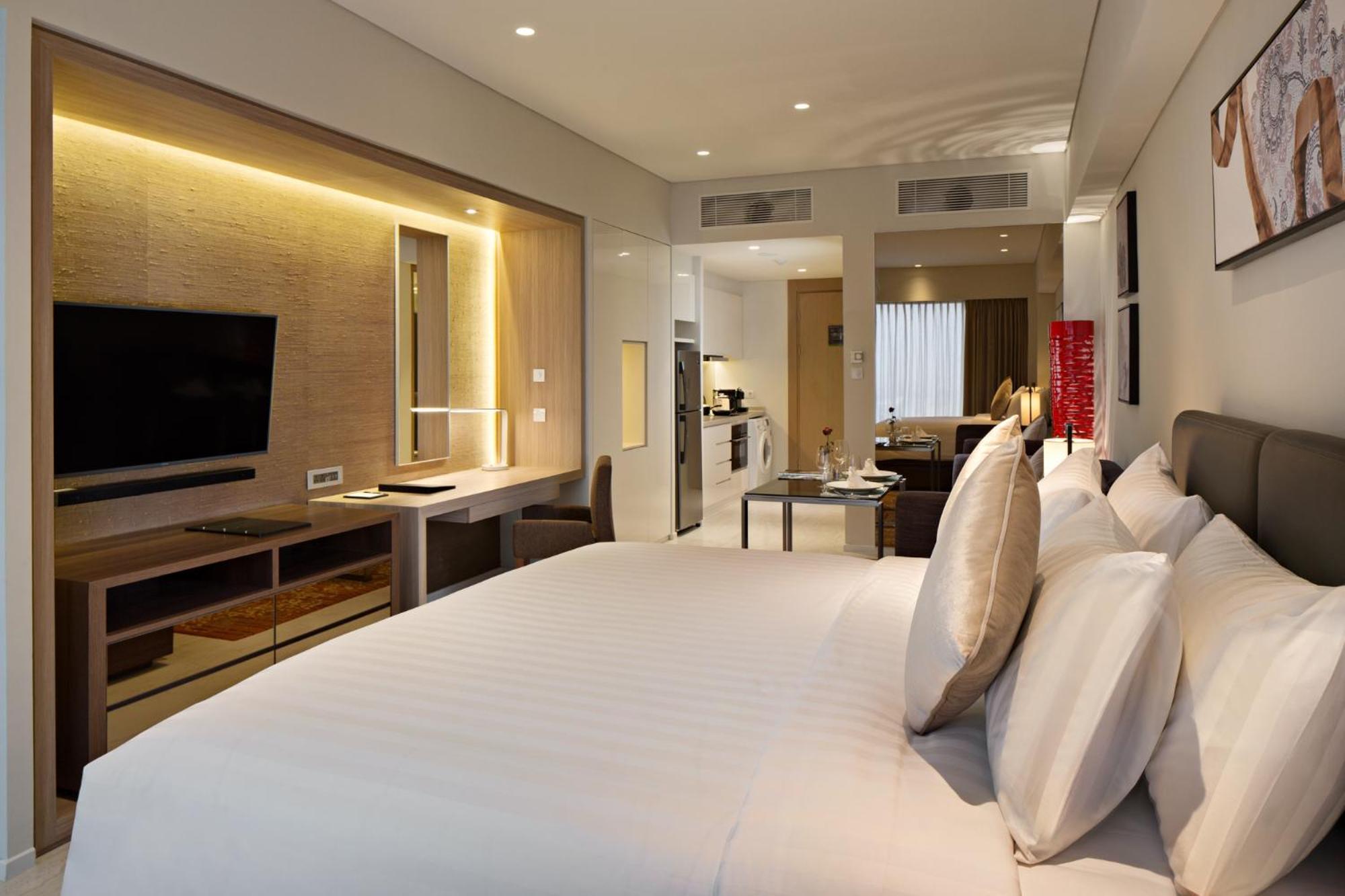 Oakwood Hotel & Residence Surabaya Exteriör bild
