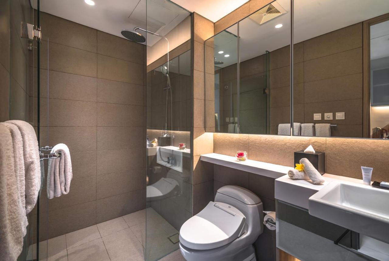 Oakwood Hotel & Residence Surabaya Exteriör bild